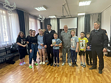 В Самарской области полицейские, общественники и ветераны органов внутренних дел провели «Уроки мужества» для подрастающего поколения и встречи с действующими сотрудниками