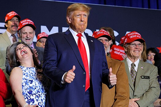 Трамп захотел потребовать у Европы возмещения помощи Киеву