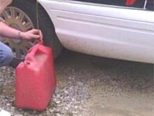 Курские автомобилисты жалуются на похитителей бензина