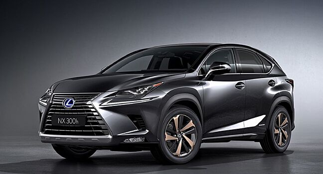 Lexus анонсировал NX300 и NX300h следующего модельного года