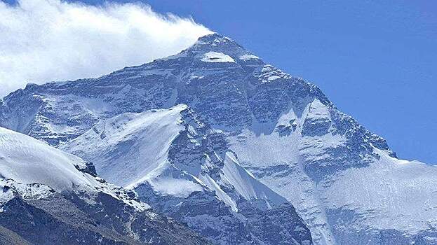 Альпинист из Австралии погиб при спуске с Эвереста