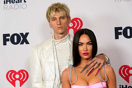 Актриса Меган Фокс рассказала о беременности от Machine Gun Kelly