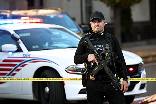 Неизвестные открыли стрельбу по нацгвардейцам рядом с Белым домом