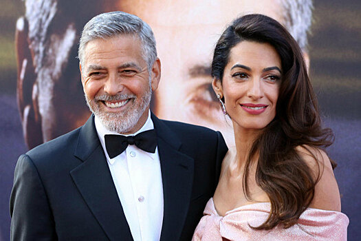 Амаль Клуни нашла идеальное платье для летних свиданий