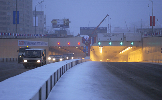 Движение в Лефортовском тоннеле перекрыто после ДТП