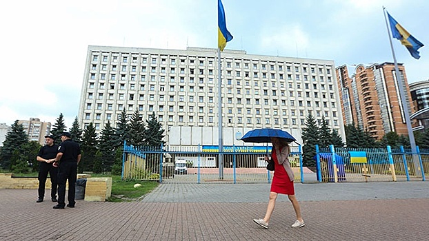 ЦИК Украины отменил местные выборы в подконтрольных районах ДНР и ЛНР из-за близости к линии фронта