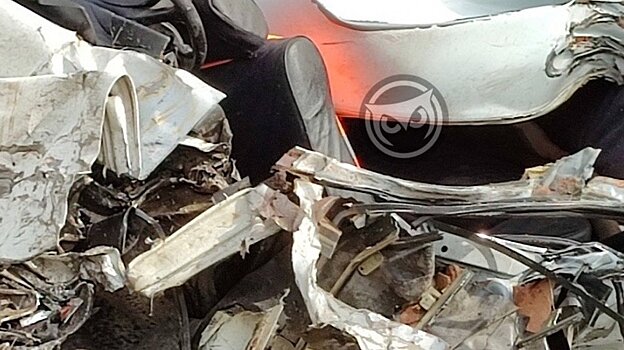 В Городищенском районе столкнулись ВАЗ и КамАЗ, погибла женщина