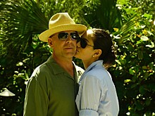 Жена неизлечимо больного Брюса Уиллиса трогательно поздравила его с годовщиной свадьбы