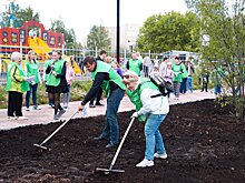 Сотрудники «Уралхима» приняли участие в ежегодной экологической акции «Добрый росток»