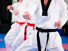 Двух российских тхэквондисток отстранили от соревнований