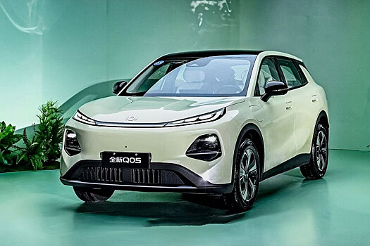 Представлен новый кроссовер Changan Qiyuan Q05