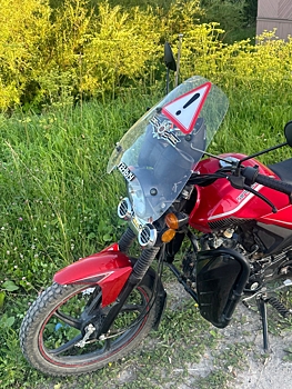 Пятеро детей сели за руль мотоцикла в Костромской области