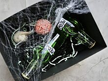 Домашние планы на выходные 30-31 октября: домашняя вечеринка от Meow Bar, фильмы к Хэллоуину и необычная еда с доставкой