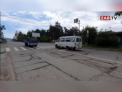 Властям Забайкалья не до проблемных дорог города