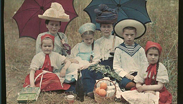 Дореволюционная Россия в первых цветных фотографиях 1910-х годов Петра Веденисова