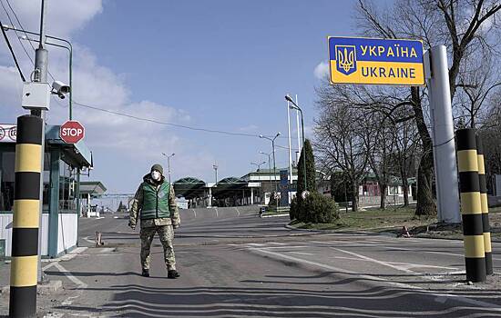 Украина пригрозила расстрелом рвущимся в страну «лжемигрантам»
