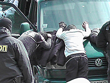 «Беларусь-1»: ГУБОПиК задержали несколько человек, готовящих теракты и диверсии в Беларуси