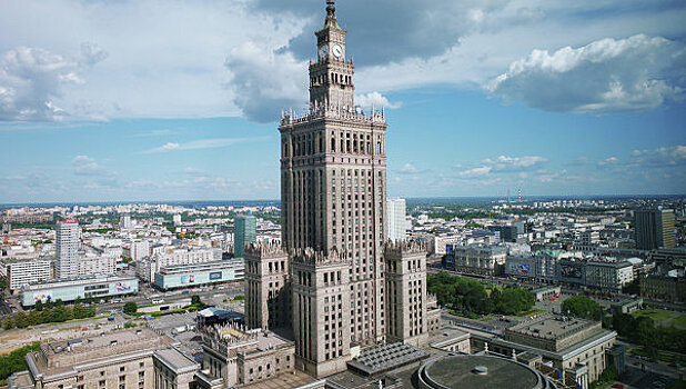 Визит польских студентов в Крым назвали "аморальным"