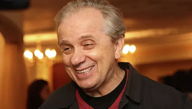 Сергей Собянин поздравил с днем рождения народного артиста РФ Евгения Стеблова