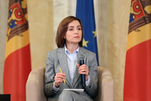 Санду призвала парламент Молдавии инициировать референдум о принятии страны в ЕС