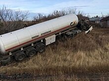 В Татарстане в кювет вылетел газовоз