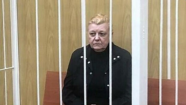 Суд взыскал полмиллиона рублей с Дрожжиной в пользу дочери Баталова