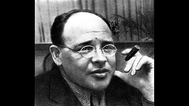 Прекрасная и страшная жизнь Бабеля: великого рассказчика ненавидел Буденный и любил Горький