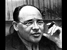 Прекрасная и страшная жизнь Бабеля: великого рассказчика ненавидел Буденный и любил Горький