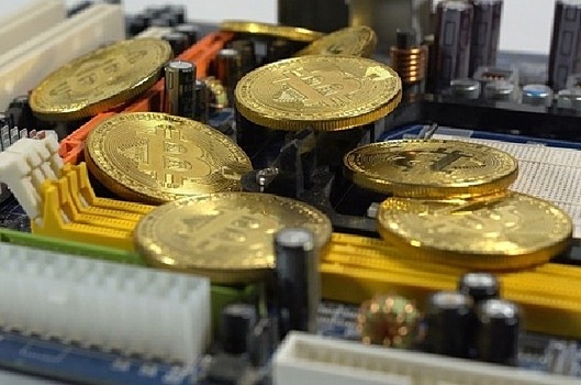 Когда в России легализуют биткоин