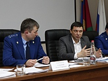 Исполняющий обязанности прокурора Краснодара и глава города встретились с дольщиками проблемных домов