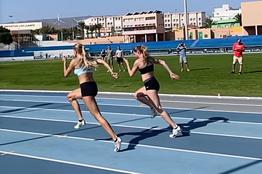 Самая сексуальная спортсменка мира выложила видео пробежки в обтягивающих шортах