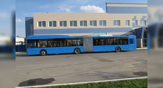 Волгобас сделал для Новокузнецка первый автобус «гармошку» с китайским двигателем