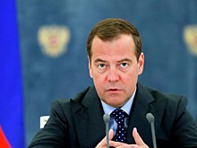 Медведев призвал создать надежную систему ПВО