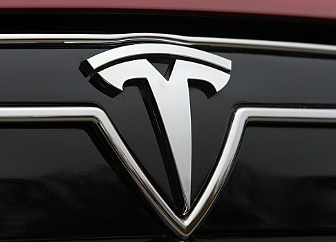 Названы сроки появления нового кроссовера Tesla Model Y