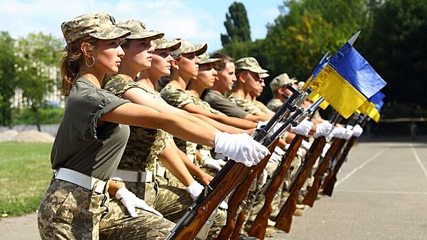 Украинский генерал отреагировал на скандал с домогательствами в ВСУ