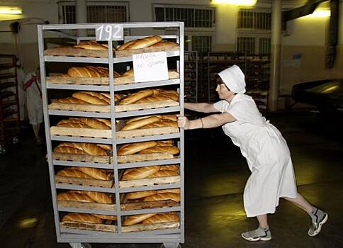На Среднем Урале закрывается связанный с экс-депутатом ГД хлебокомбинат
