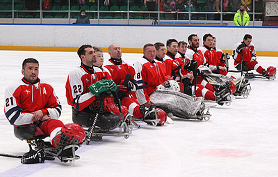Первая сборная России по следж-хоккею выиграла золото на Играх "Мы вместе. Спорт"