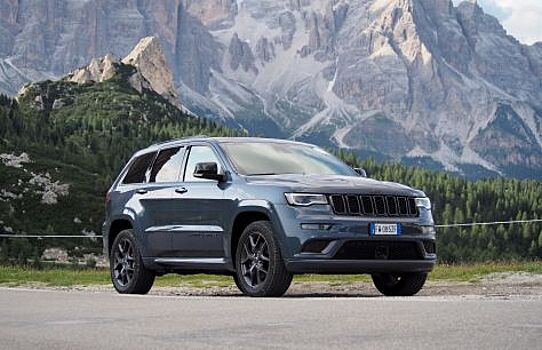 Легенда нового объема. Тест-драйв Jeep Grand Cherokee S-Limited