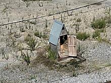 Туалет для водителей возмутил жителей новостройки в Новосибирске