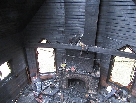 В Берново сожгли дом замредактора Lenta.ru
