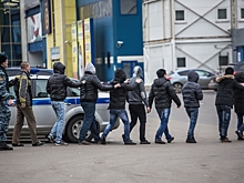 Из России выдворят 14 иностранцев после столкновений в Сокольниках