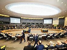 НАТО – финнам и шведам: Отсель грозить мы будем русским