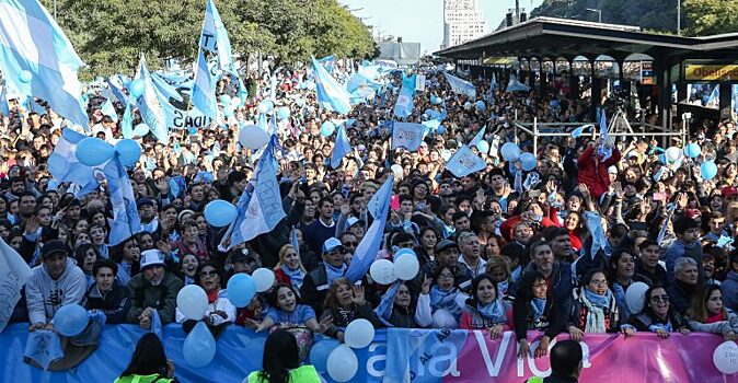 Сторонники экс-президента Боливии Эво Моралеса проведут манифестацию в Аргентине