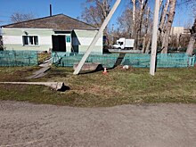 В Новосибирской области подростки на мопеде врезались в бетонный блок