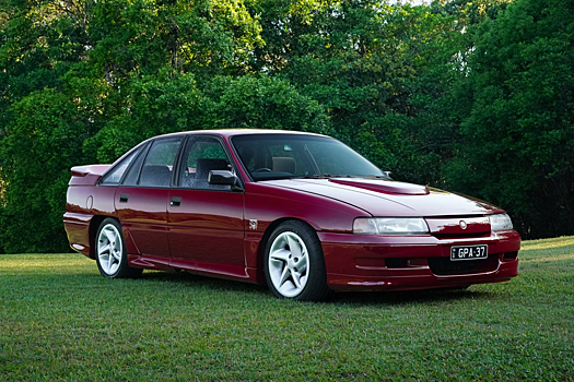На аукцион выставлен редкий Holden Commodore