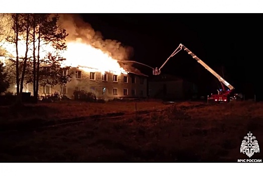 В Югре возбудили уголовное дело о пожаре в жилом доме с двумя погибшими