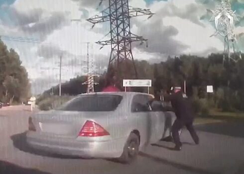 Забег борца с коррупцией попал на видео