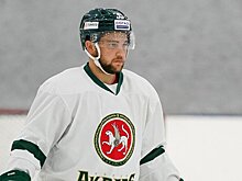 Хованов перешел в словацкий «Гуменне», вышедший в экстралигу. Им руководит Андрей Парфенов