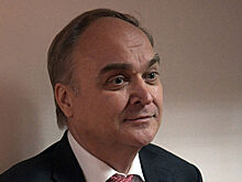 Антонов поздравил Хантсмана с наступающим Новым годом