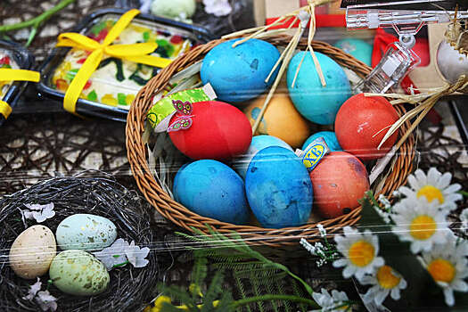 Россиянам сообщили безопасный срок хранения пасхальных яиц